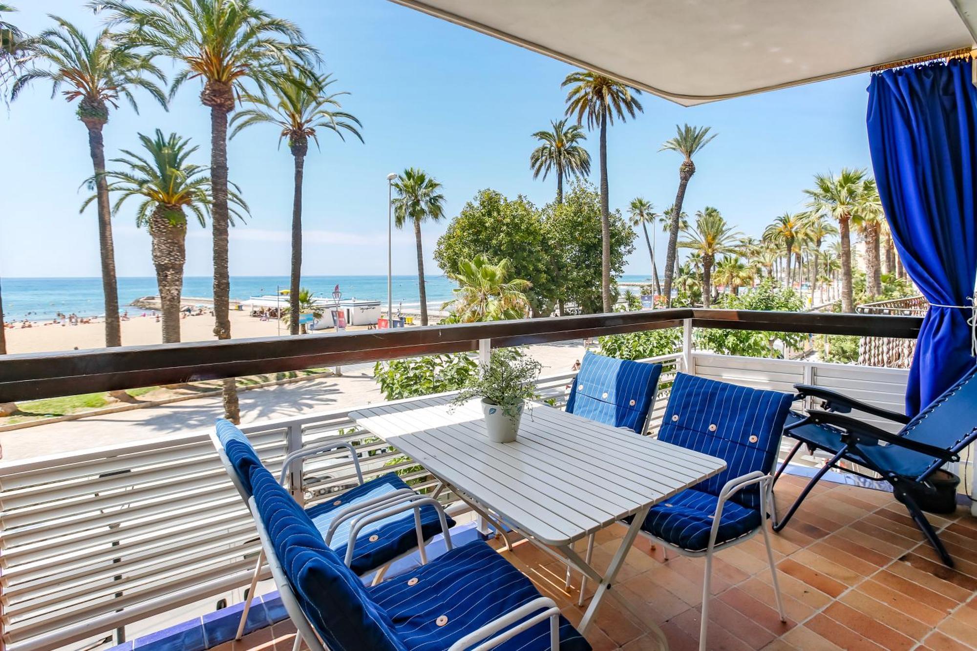 Penelope Apart Sitges Luaran gambar